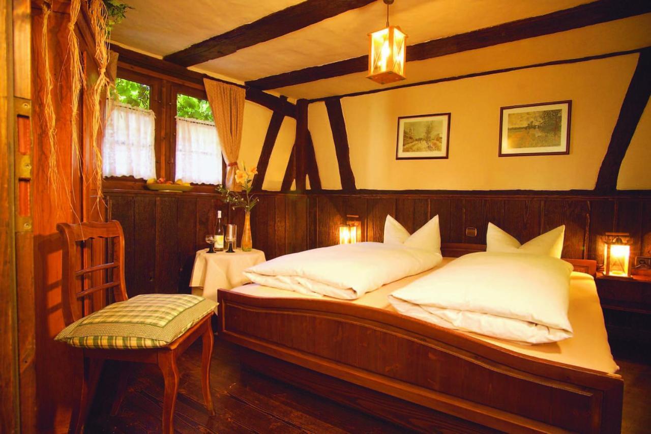 Hotel Restaurant Zum Nachtwaechter Lienzingen Pokoj fotografie