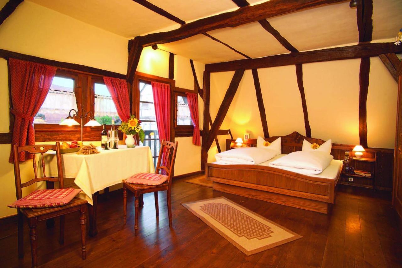 Hotel Restaurant Zum Nachtwaechter Lienzingen Pokoj fotografie